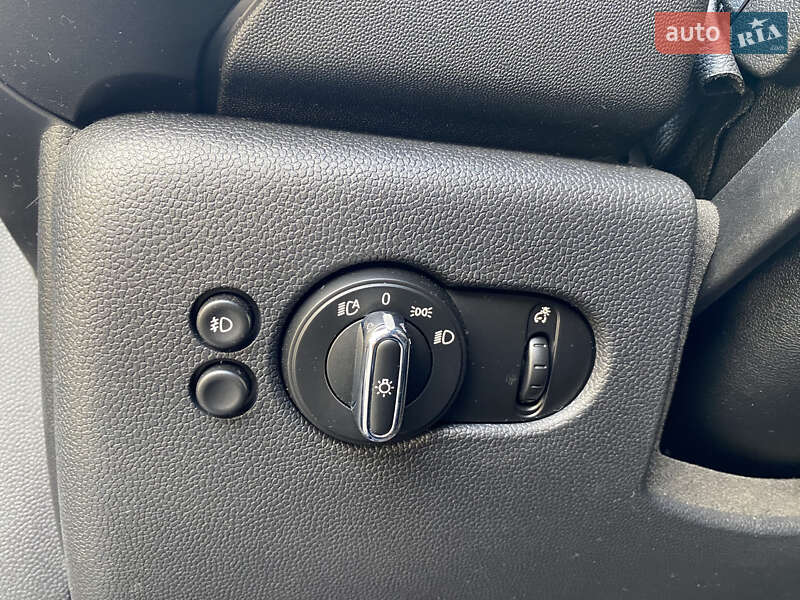 Хетчбек MINI Hatch 2018 в Києві