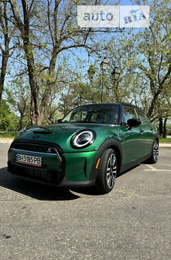 Хэтчбек MINI Hatch 2022 в Одессе