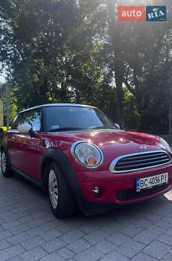 Хэтчбек MINI Hatch 2007 в Львове
