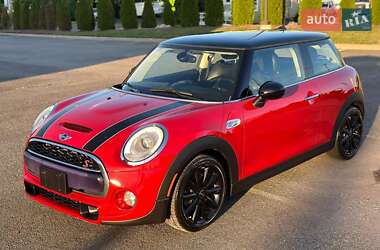 Хетчбек MINI Hatch 2015 в 