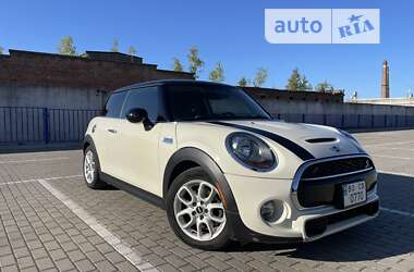 Хетчбек MINI Hatch 2014 в Тернополі