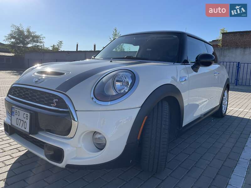 Хэтчбек MINI Hatch 2014 в Тернополе