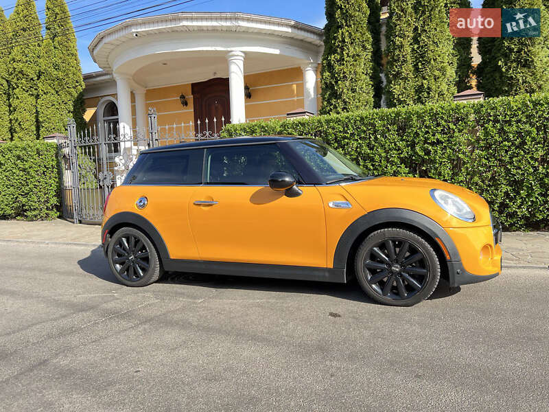 MINI Hatch 2014