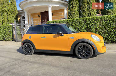 Хетчбек MINI Hatch 2014 в Києві