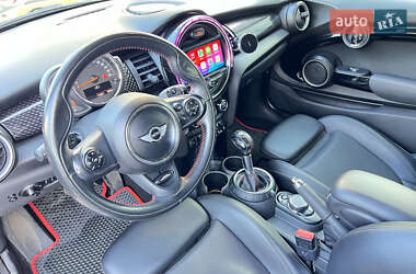 Хэтчбек MINI Hatch 2014 в Киеве