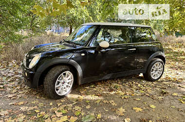 Хэтчбек MINI Hatch 2004 в Николаеве