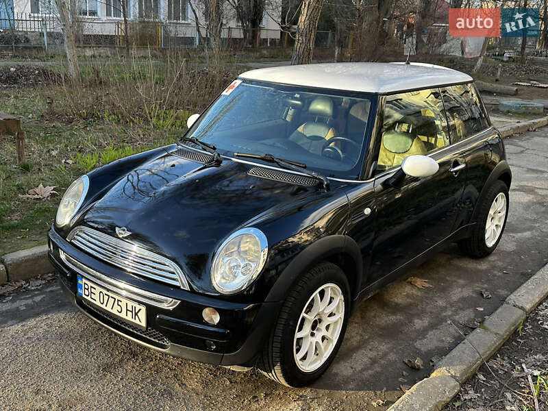 Хетчбек MINI Hatch 2004 в Миколаєві