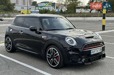 Хэтчбек MINI Hatch 2019 в 