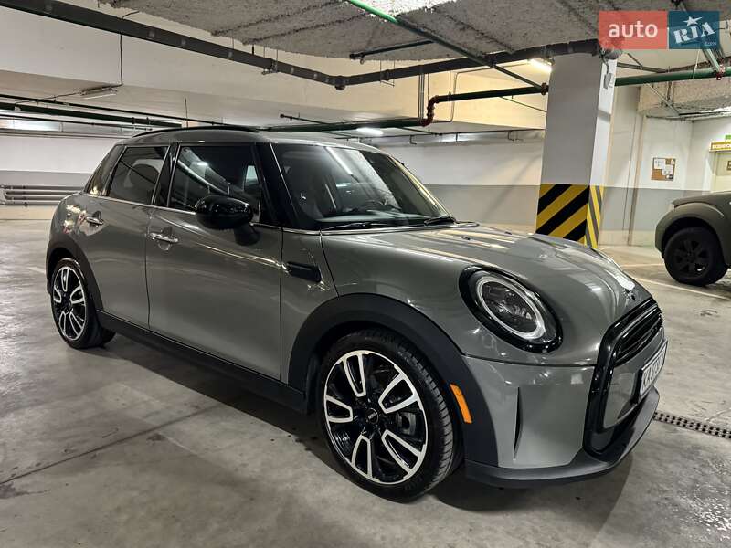 Хетчбек MINI Hatch 2021 в Києві