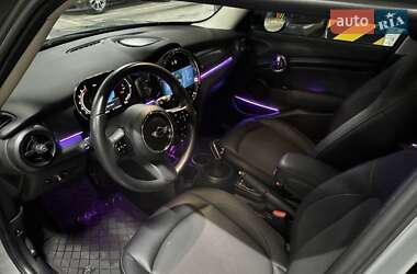 Хетчбек MINI Hatch 2021 в 