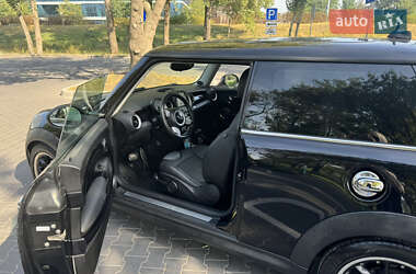 Хэтчбек MINI Hatch 2010 в 