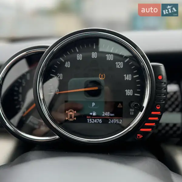 Хетчбек MINI Hatch 2014 в 