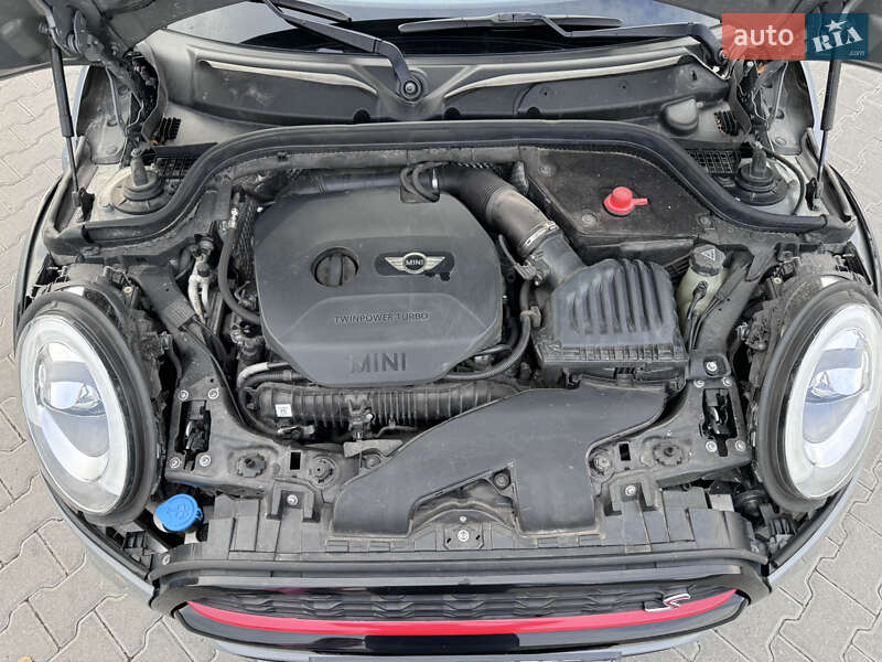 Хэтчбек MINI Hatch 2016 в Киеве