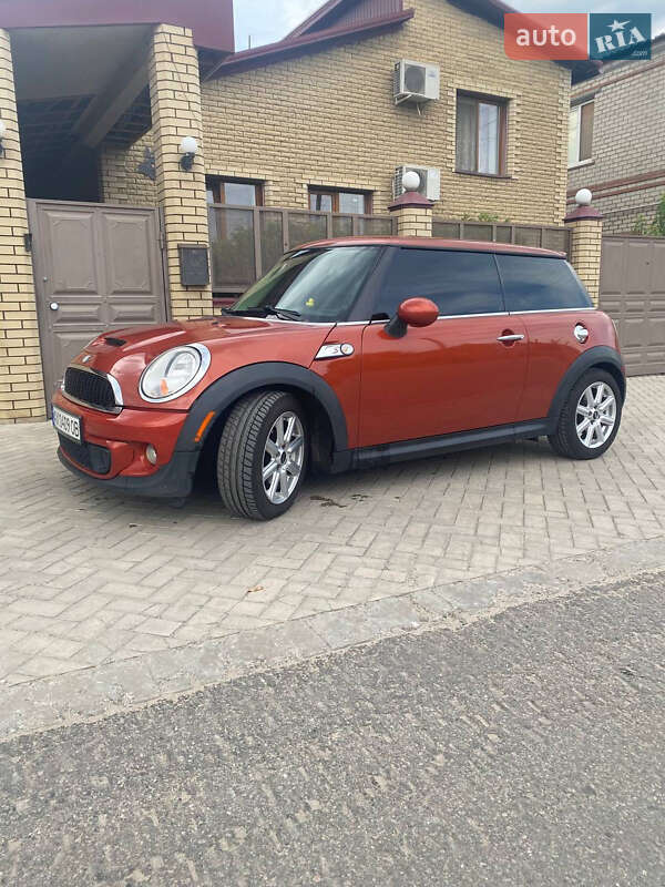 Хэтчбек MINI Hatch 2011 в Харькове