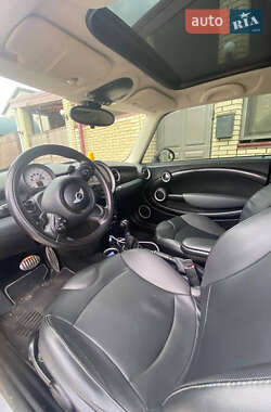 Хэтчбек MINI Hatch 2011 в Харькове