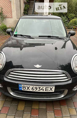 Хетчбек MINI Hatch 2011 в Новій Ушиці