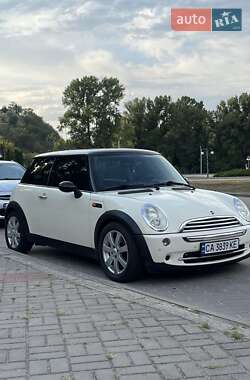 Хэтчбек MINI Hatch 2005 в Черкассах