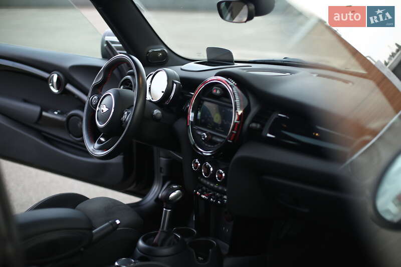 Хетчбек MINI Hatch 2018 в Києві фото 28 Хетчбек MINI Hatch 2018 в Києві