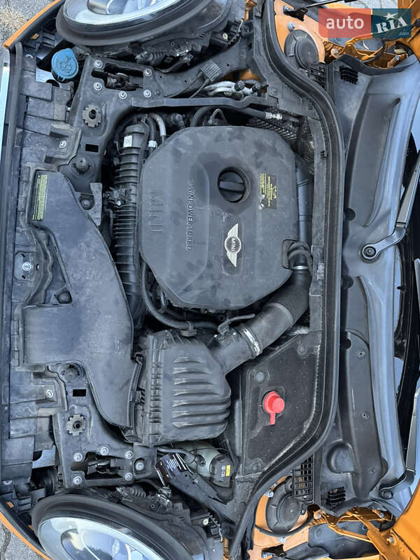 Хетчбек MINI Hatch 2015 в Львові