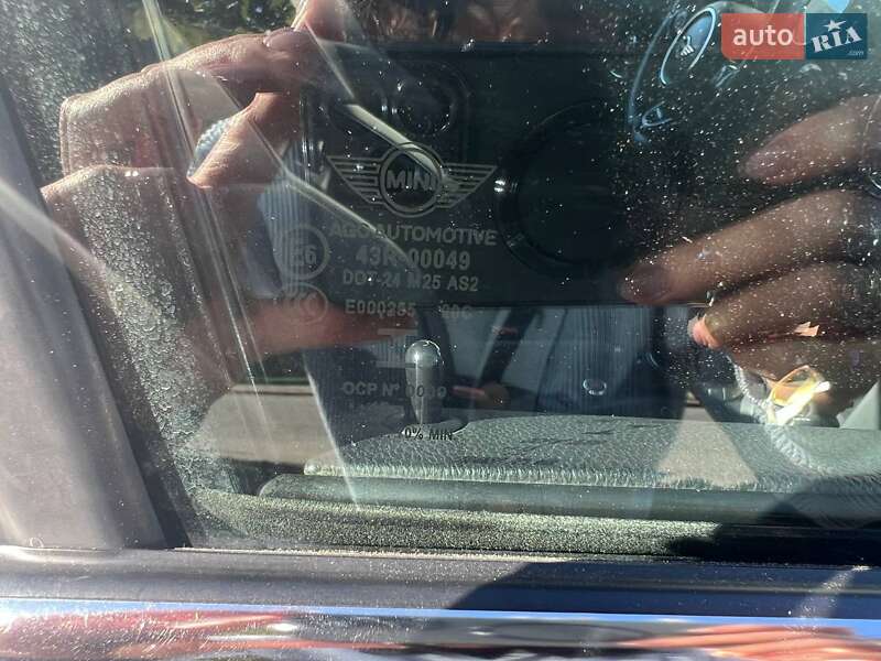 Хетчбек MINI Hatch 2015 в Звягелі