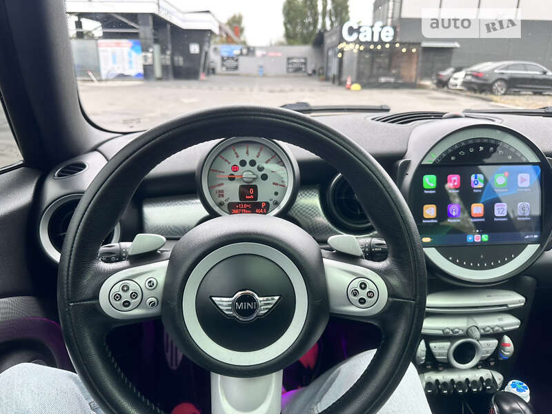 Хетчбек MINI Hatch 2007 в Пухівці