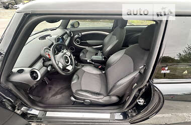 Хетчбек MINI Hatch 2007 в Пухівці