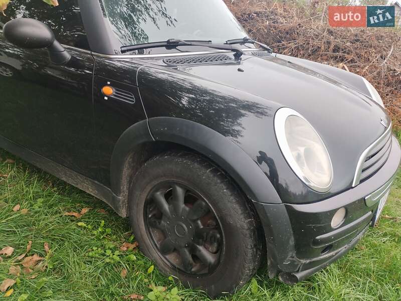 Хэтчбек MINI Hatch 2002 в Киеве