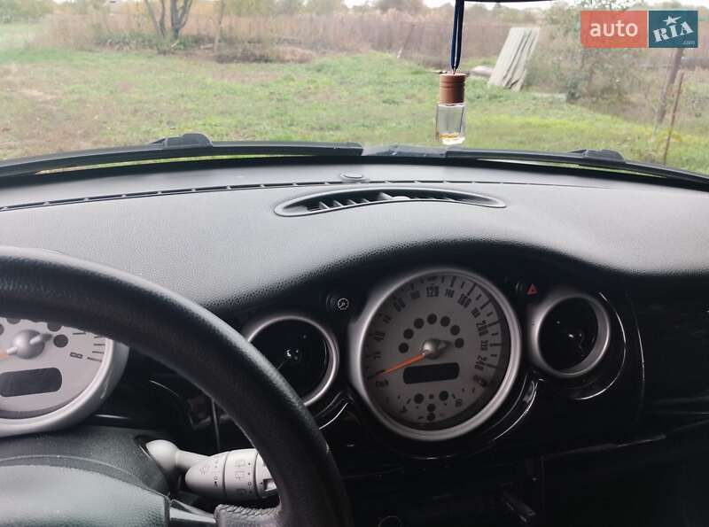 Хэтчбек MINI Hatch 2002 в Киеве