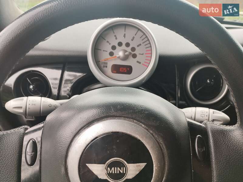 Хэтчбек MINI Hatch 2002 в Киеве