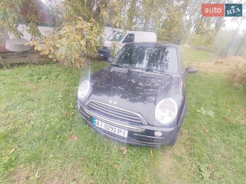 Хэтчбек MINI Hatch 2002 в Киеве