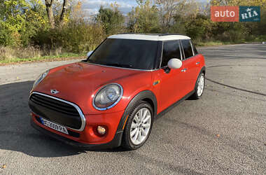 Хэтчбек MINI Hatch 2015 в 