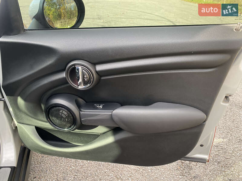 Хетчбек MINI Hatch 2015 в Львові фото 45 Хетчбек MINI Hatch 2015 в Львові