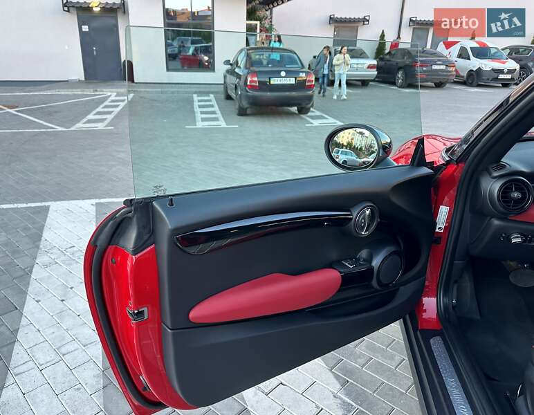 Хетчбек MINI Hatch 2019 в Рівному