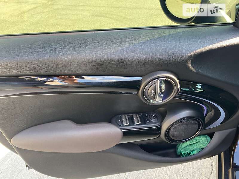 Хэтчбек MINI Hatch 2015 в Одессе фото 16 Хэтчбек MINI Hatch 2015 в Одессе
