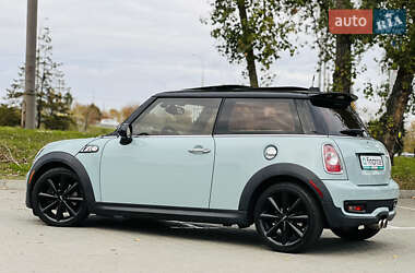 Хетчбек MINI Hatch 2013 в 