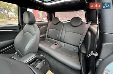Хетчбек MINI Hatch 2013 в 