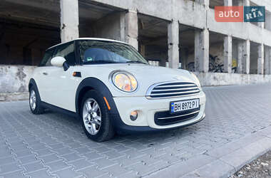 Хэтчбек MINI Hatch 2010 в Тернополе