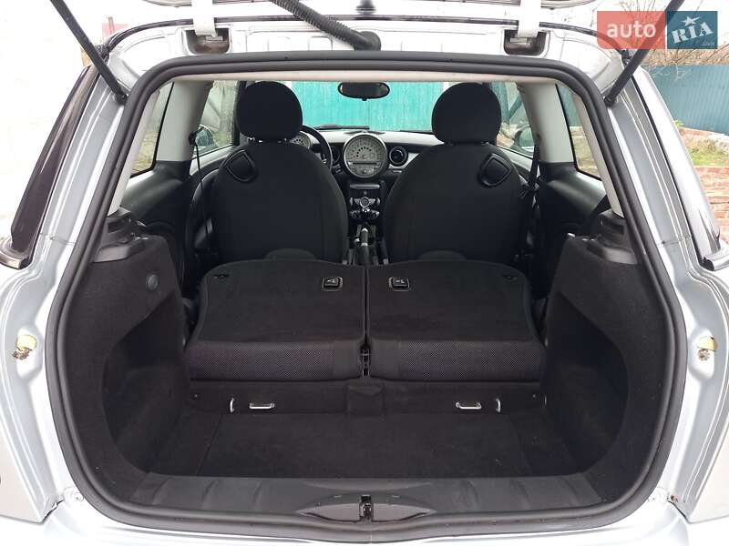 Хэтчбек MINI Hatch 2007 в Котельве фото 8 Хэтчбек MINI Hatch 2007 в Котельве