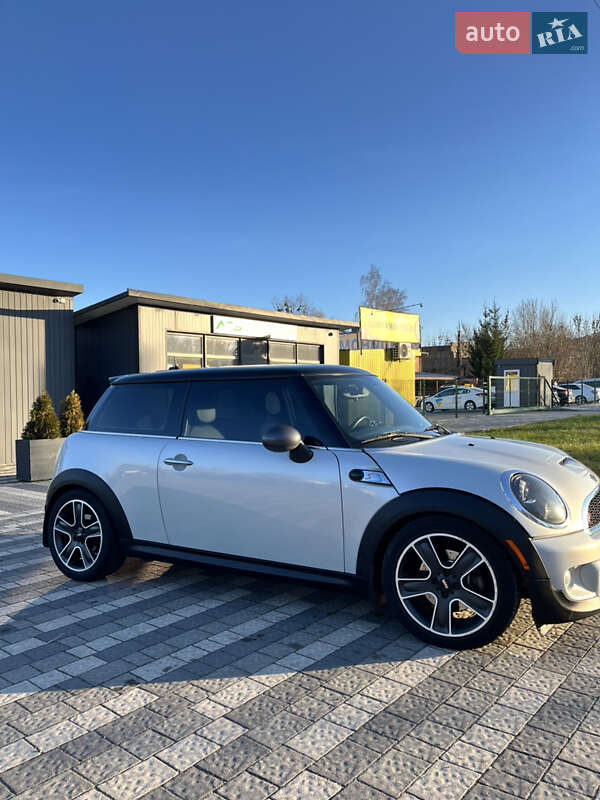 Хетчбек MINI Hatch 2012 в Львові