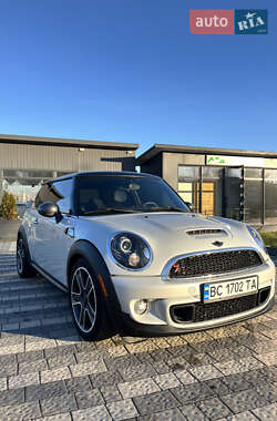 Хэтчбек MINI Hatch 2012 в Львове