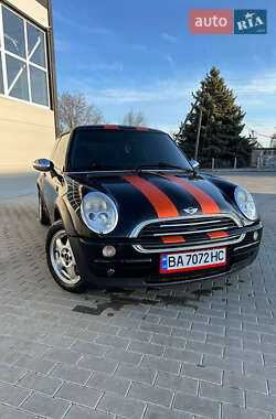 Хэтчбек MINI Hatch 2002 в Виннице