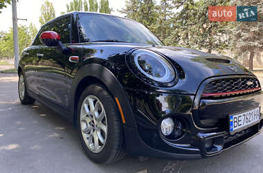 Хэтчбек MINI Hatch 2018 в 