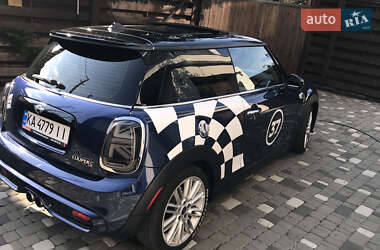 Хэтчбек MINI Hatch 2014 в Киеве