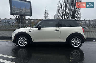Хэтчбек MINI Hatch 2015 в 