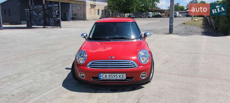 Хэтчбек MINI Hatch 2009 в Черкассах