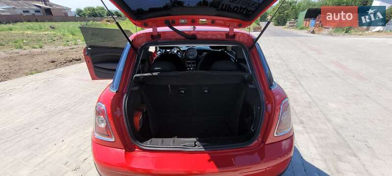 Хэтчбек MINI Hatch 2009 в Черкассах