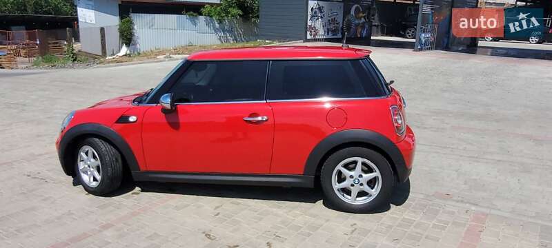 Хэтчбек MINI Hatch 2009 в Черкассах