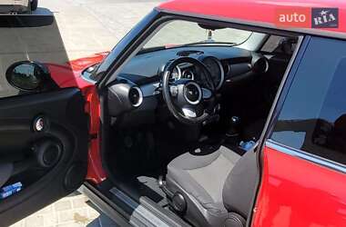 Хетчбек MINI Hatch 2009 в Черкасах