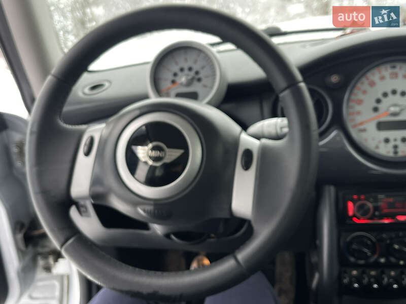 Хетчбек MINI Hatch 2003 в Житомирі