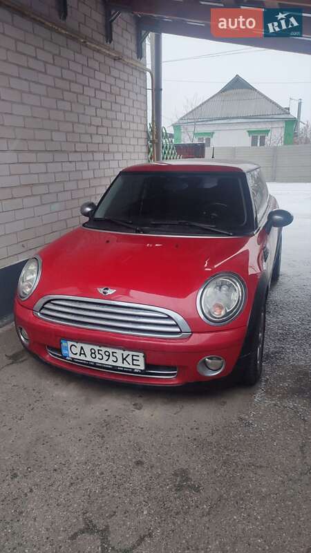 Хэтчбек MINI Hatch 2009 в Черкассах